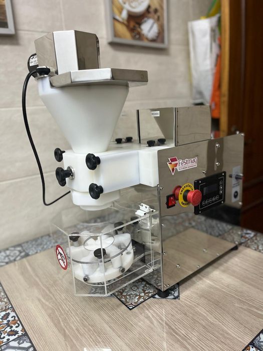 Máquina de salgados Festmaq Genesis duplo recheio plus