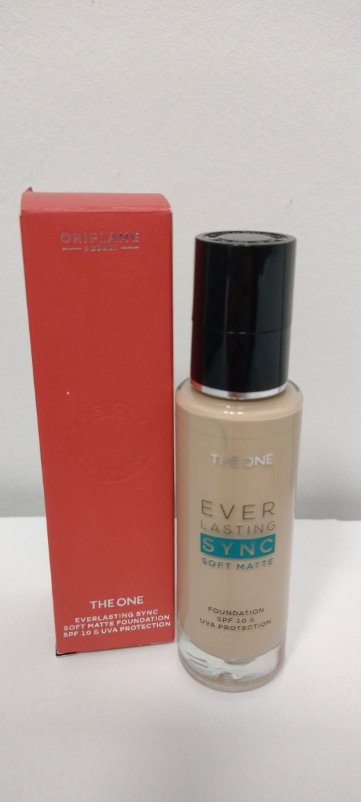 Podkład matujący THE ONE Everlasting Sync SPF10 Ivory Neutral