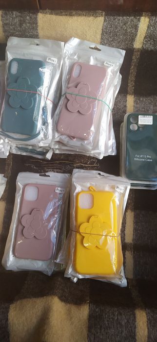 Продам стекло, чехол на мобильный телефон