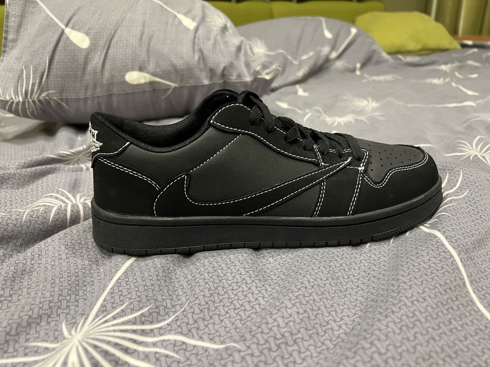 Чоловічі Кросівки Nike Air Jordan x Travis Scott 1 Low Black