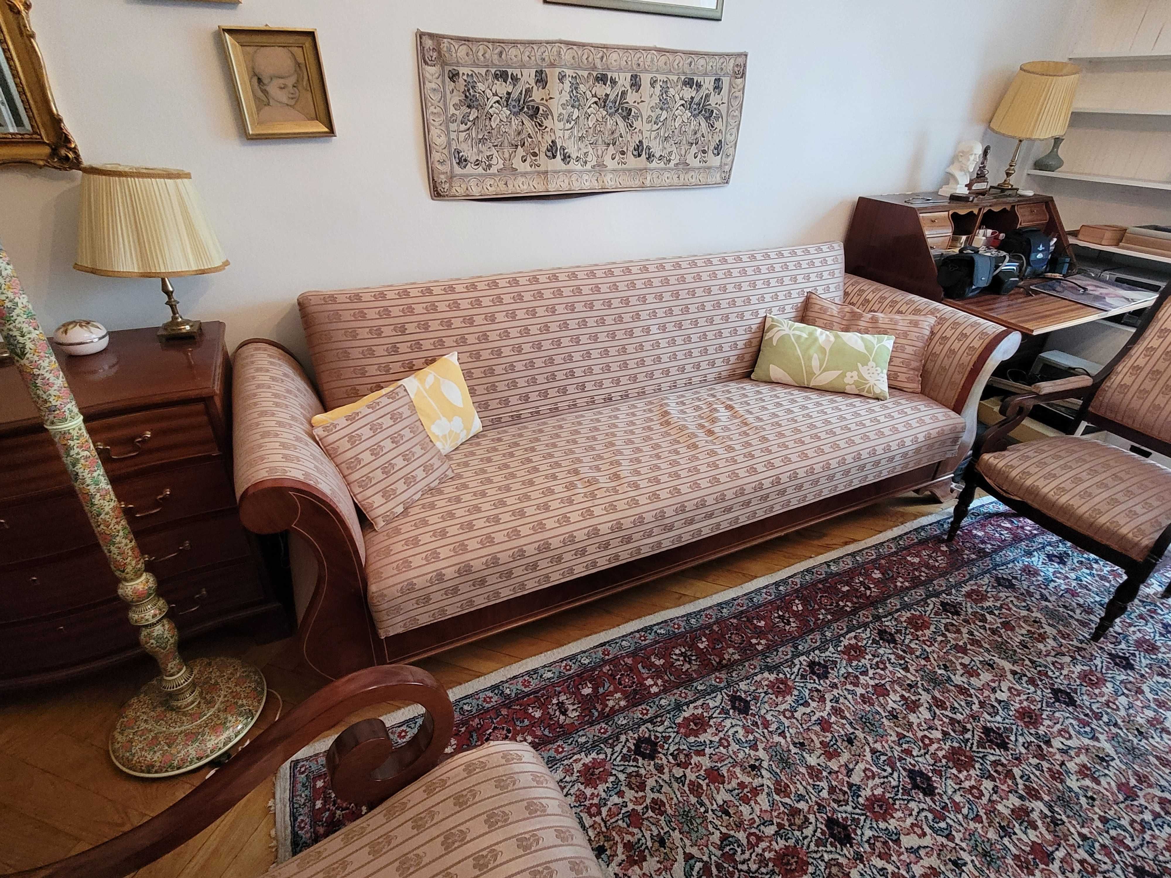 Kanapowersalka Henryków, Biedermeier z intarsją