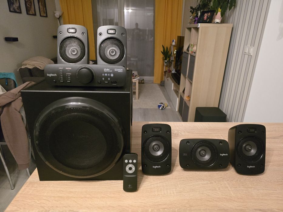 Głośniki Logitech Z906