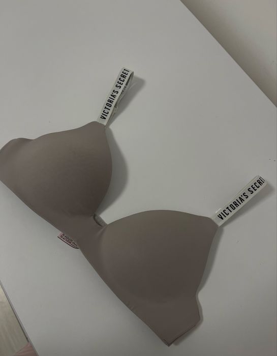 Victoria Secret B70 32B