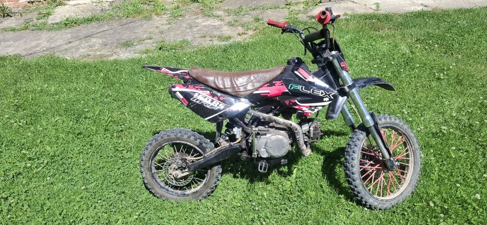 MRF 140 RC-Z Cross – po remoncie, koła 17/14, rozrusznik 
MRF 140 RC-Z