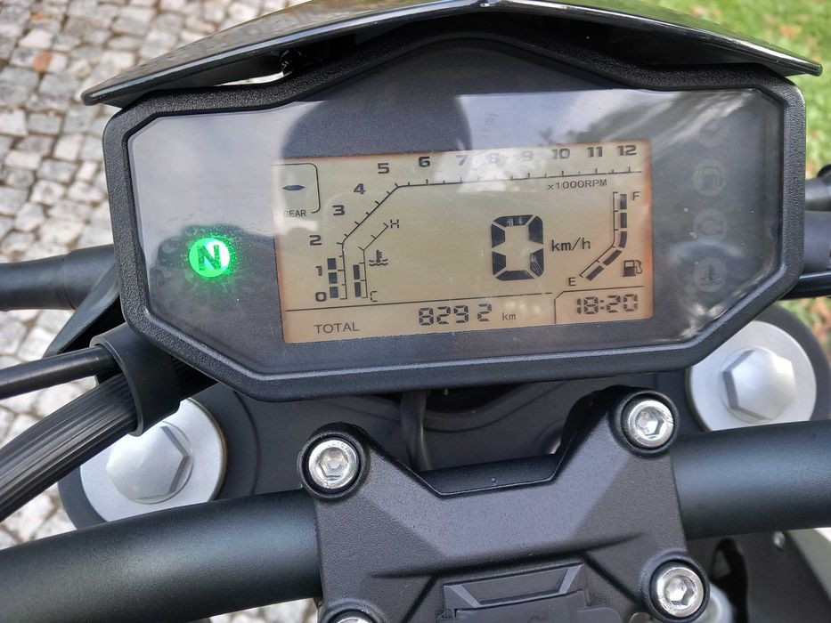 Keeway RKF 125 com Top Case Ano 2023