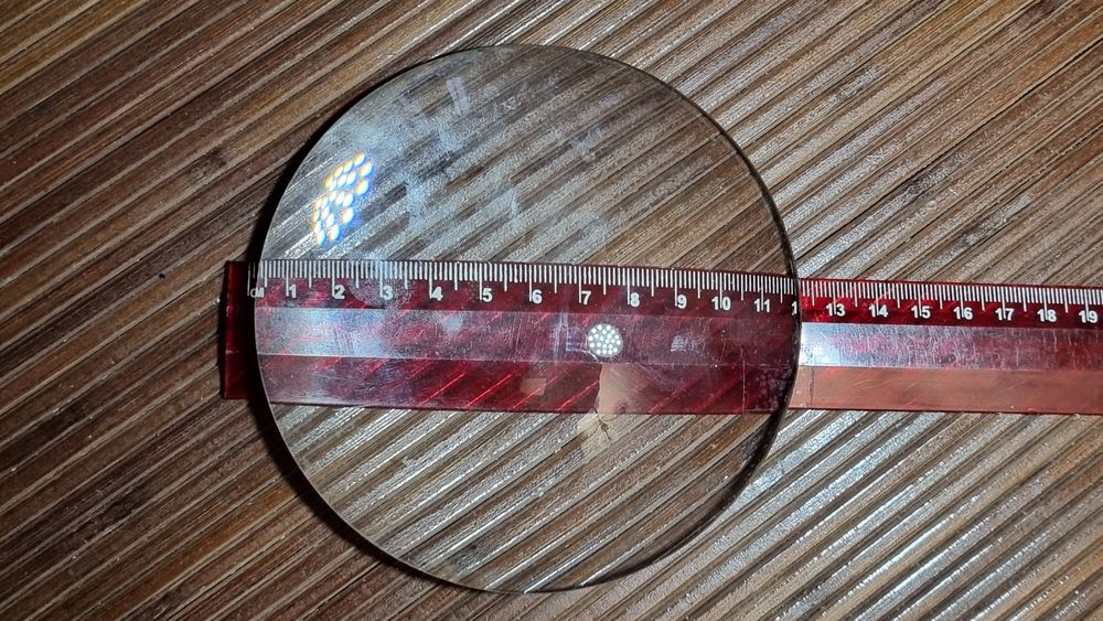 Лупа увеличительная ( линза)