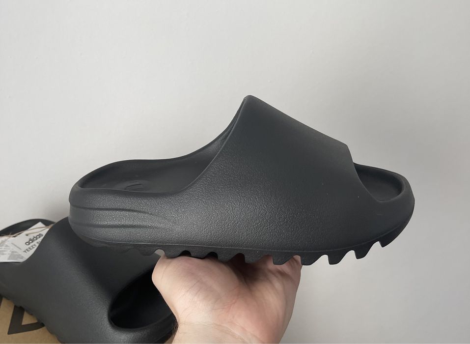 Klapki Adidas Yeezy Slide Onyx 40,5