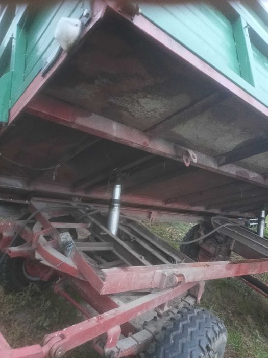 Sprzedam przyczepę 6 t