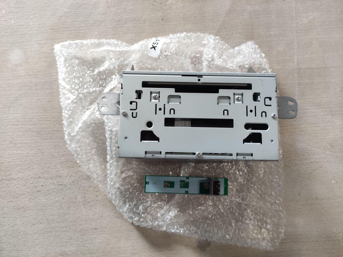 Autoradio Mitsubishi ASX 2012 com moldura