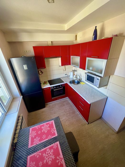 Сдам просторную квартиру посуточно в Харькове до 6 гостей