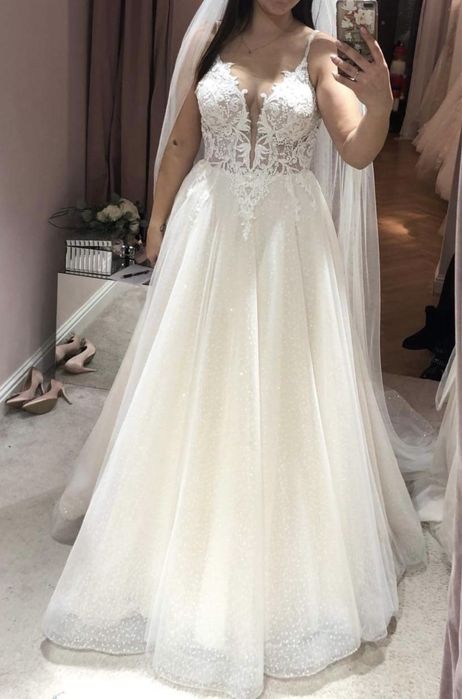 Suknia ślubna TORI Avenue 22 ivory na ramiączka cekiny haft perełki