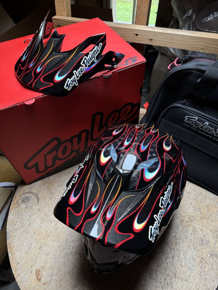 Kask Troy Lee Designs SE5 Carbon Torched nowy S lub M lub L airoh