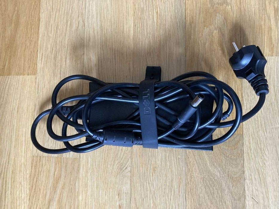 Stacja dokująca Dell WD15 USB-C K17A z oryginalnym zasilaczem 130W