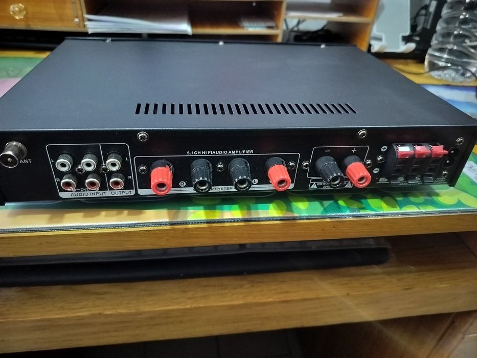 Amplificador 5.1 canais