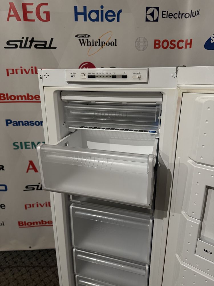 Морозильна камера / морозилка Siemens GS24NV01 NoFrost 155см бу