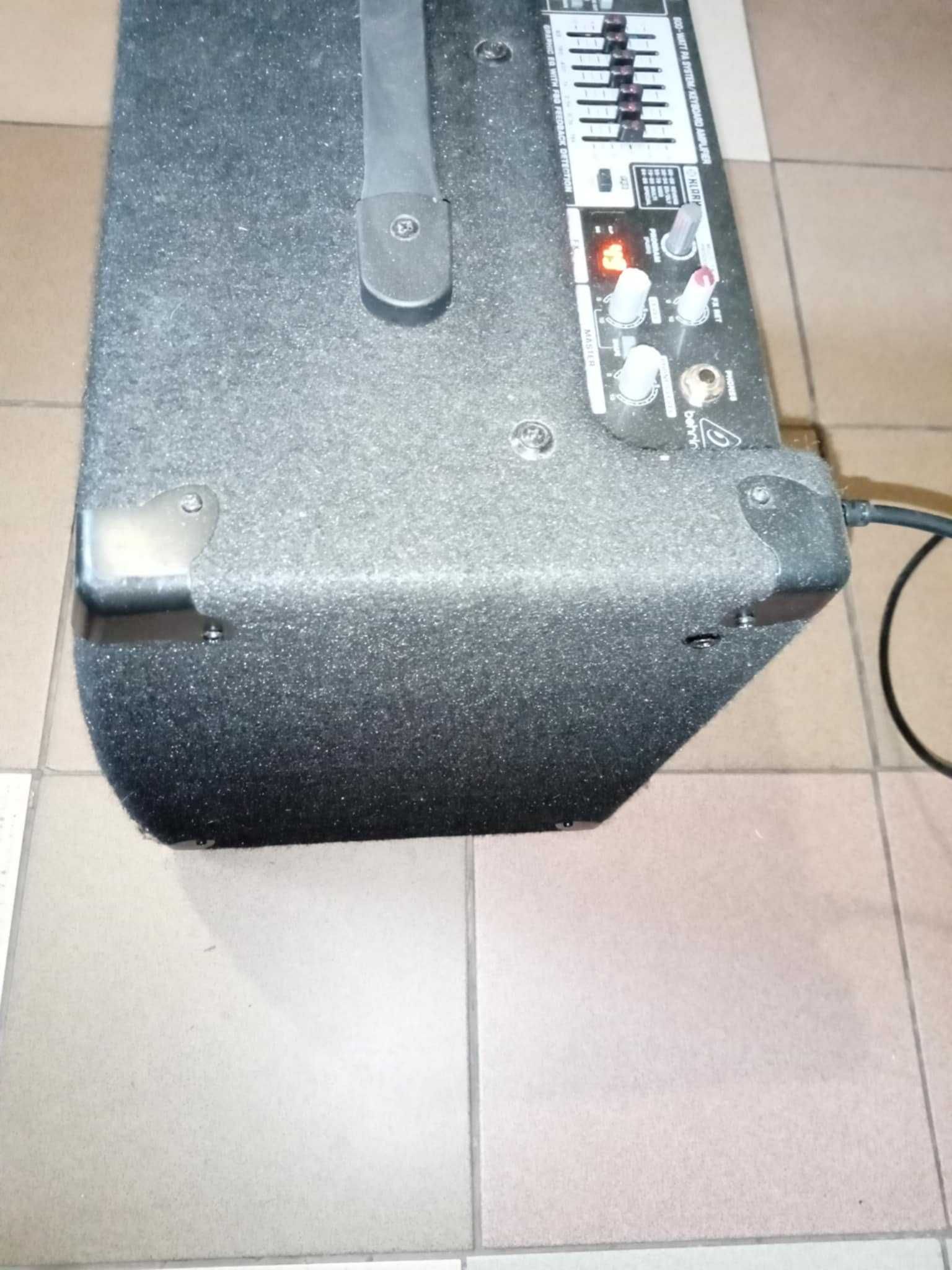 Wzmacniacz behringer KXD12 keyboard amplifier