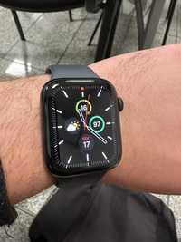 Apple Watch SE 2 44mm