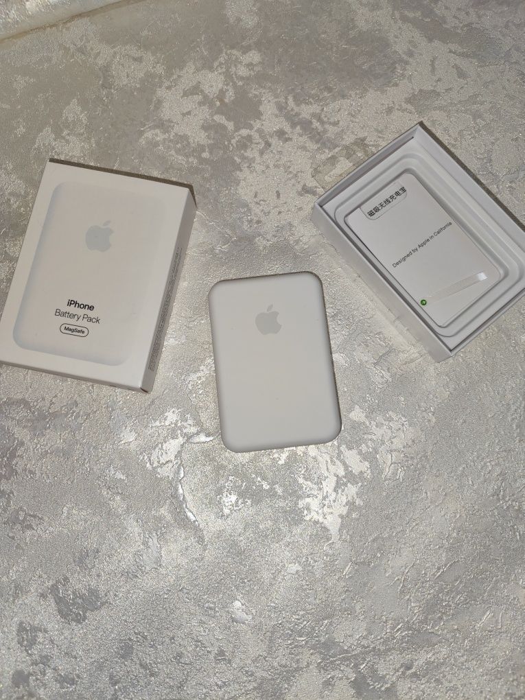 Зовнішній акумулятор, павербанк, magsafe