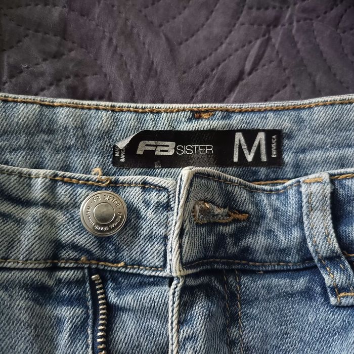 Продам джинсы клёш