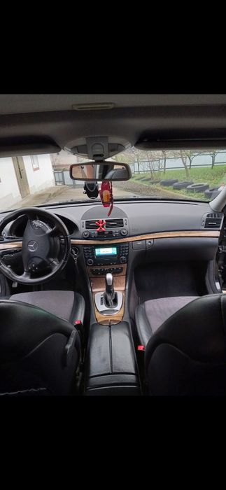 Мерседес w211 універсал