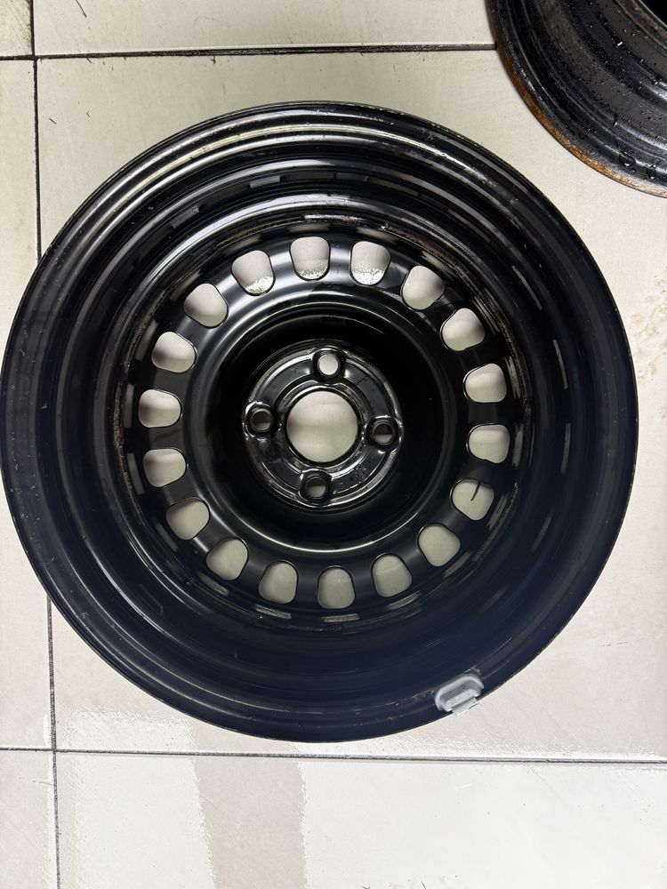Felgi 14 4x100 ET39 5,5J opel corsa