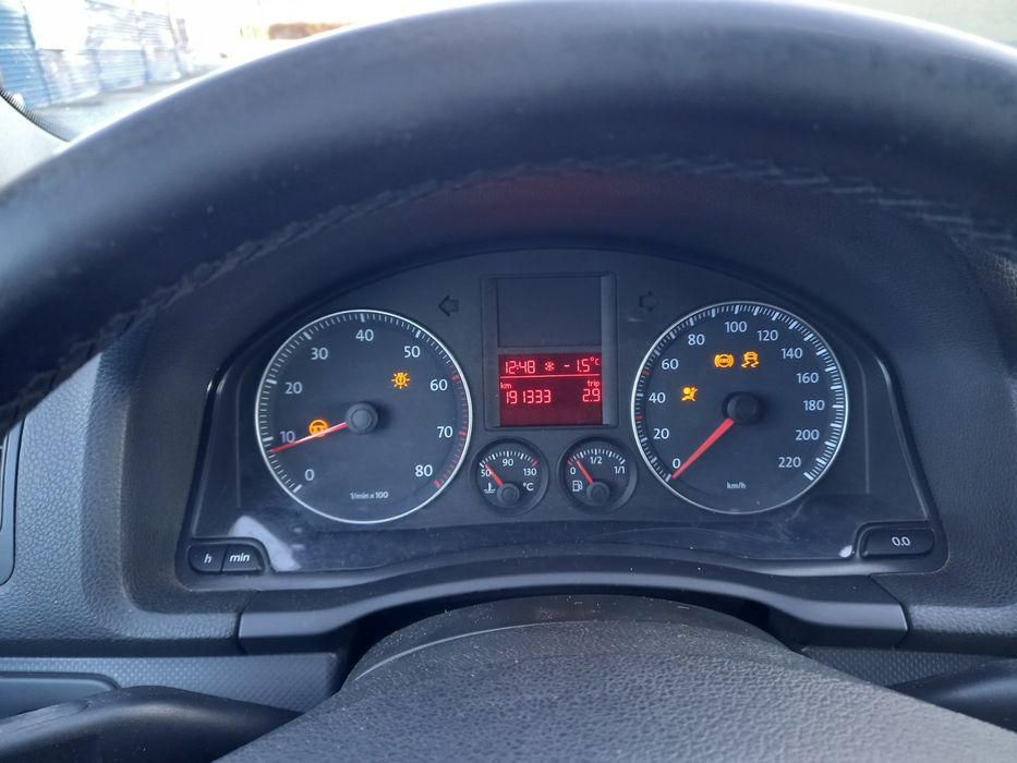 Продам volkswagen golf 5