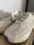 Buty yeezy 700 analog