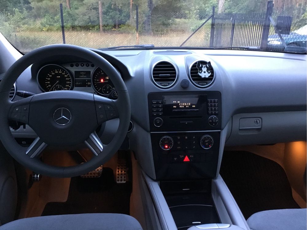 Mercedes ML 320 CDI bez pneumatyki