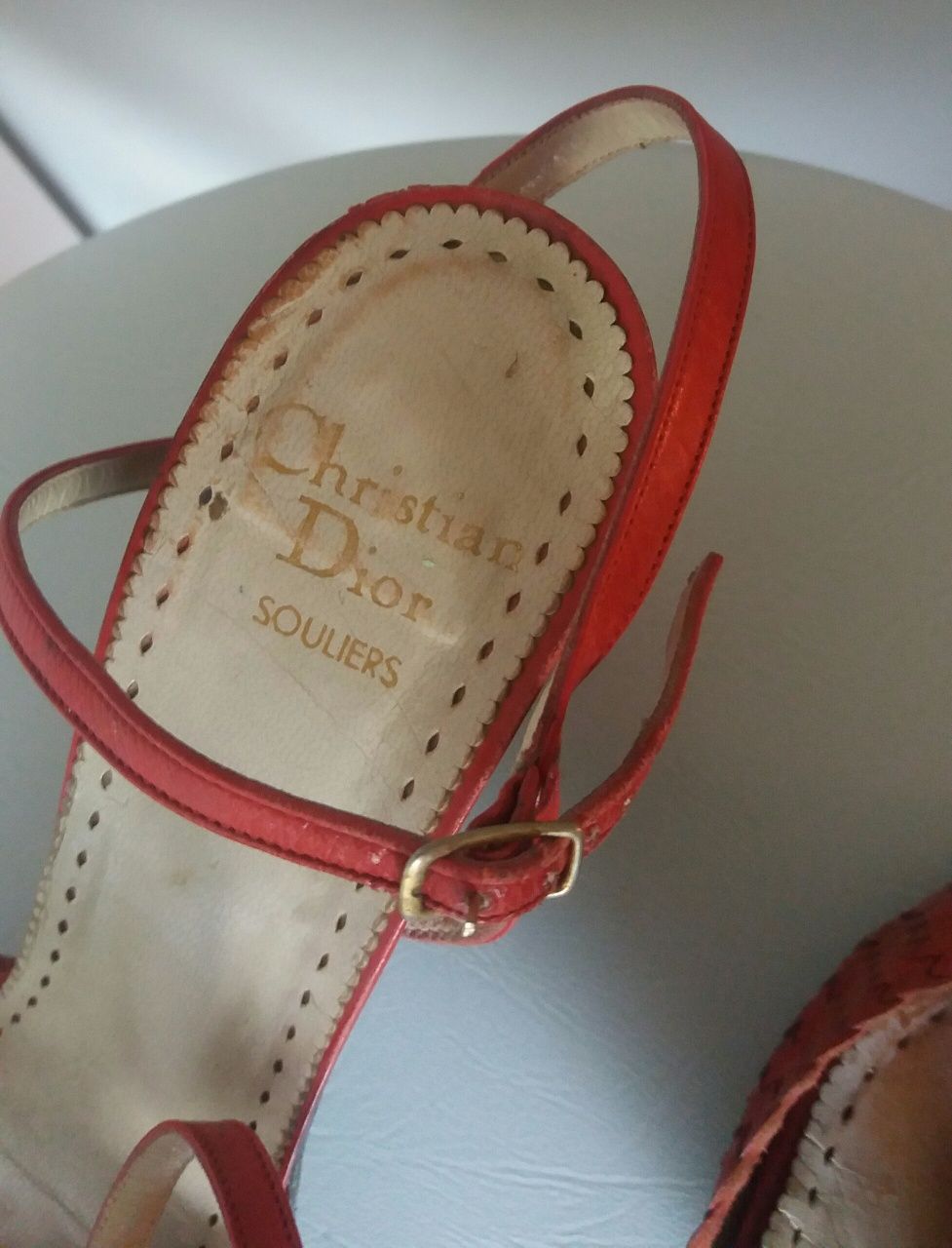 CHRISTIAN DIOR skóra naturalna rozm. 39