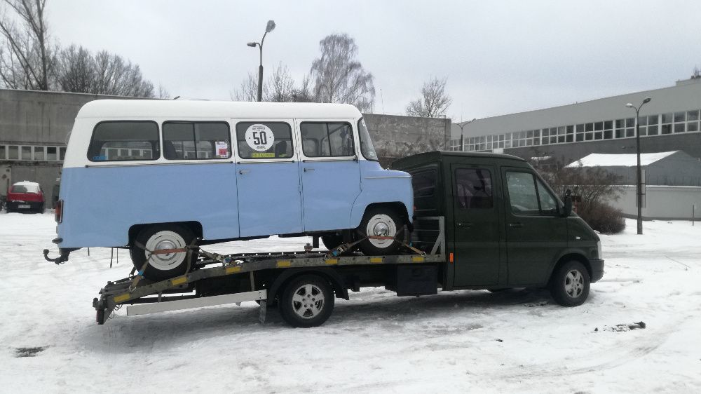 Laweta Łódź  autostrada A1 A2 S8 pomoc drogowa