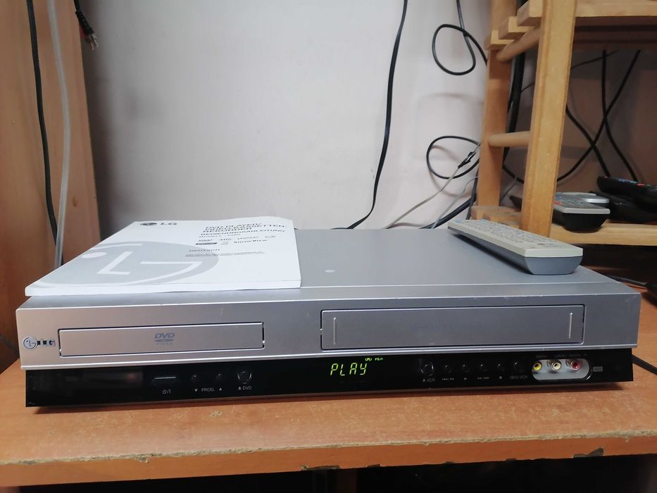 Magnetowid VHS LG V280 Pilot HIFI STEREO