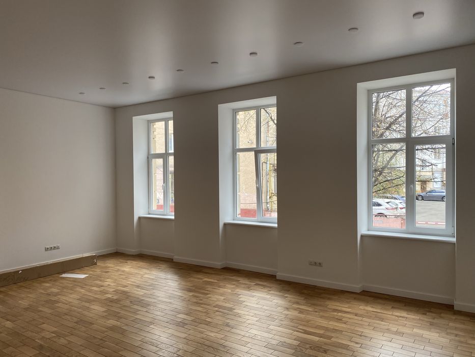 Оренда офісу біля пл. Міцкевича