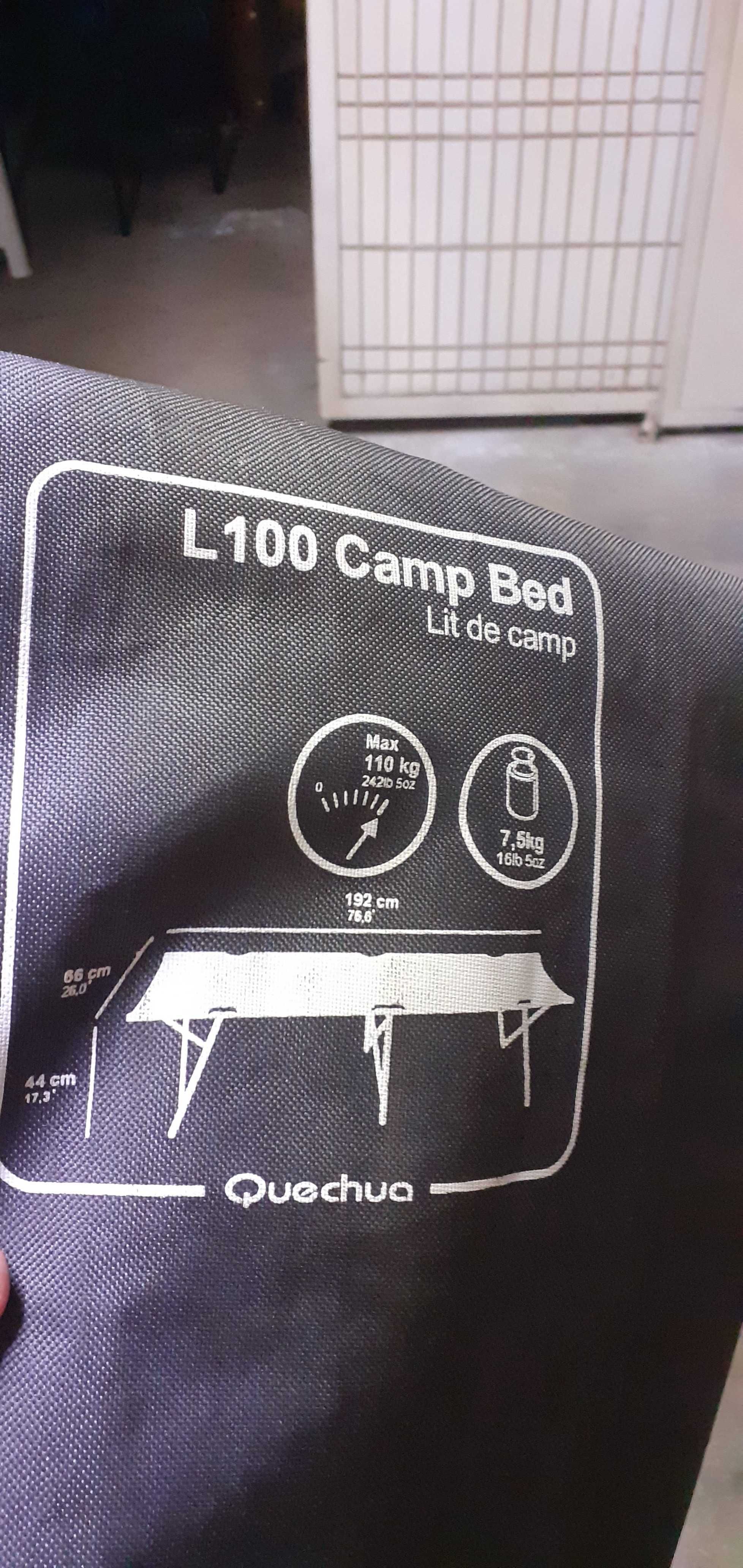 Cama de camping marca Quechua