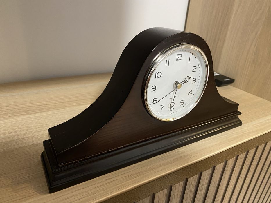 Zegar drewniany lakierowany quartz 33 cm