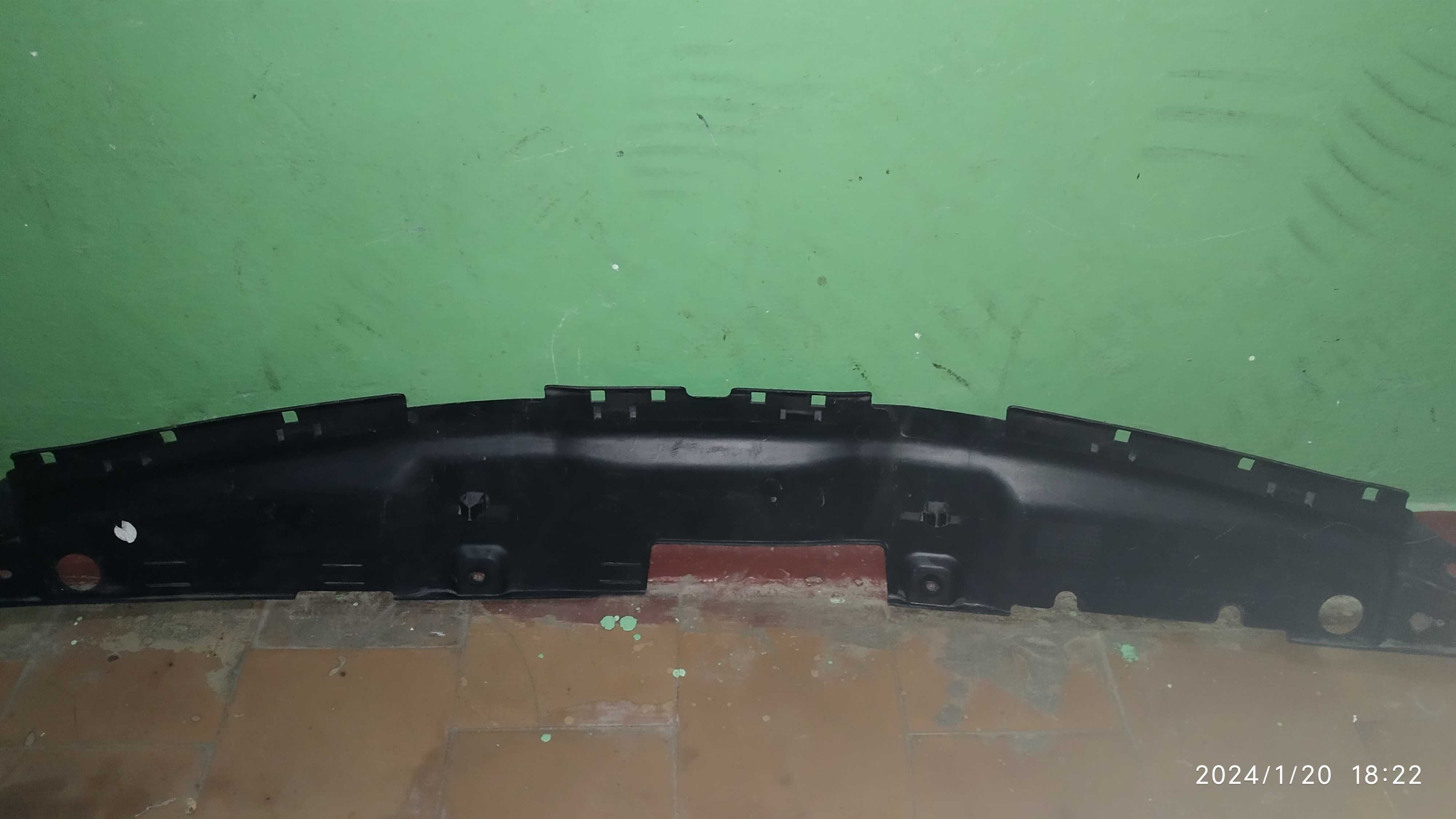 Накладка диффузора радиатораHyundai Accent,Kiaзамка капота 86352-1R000