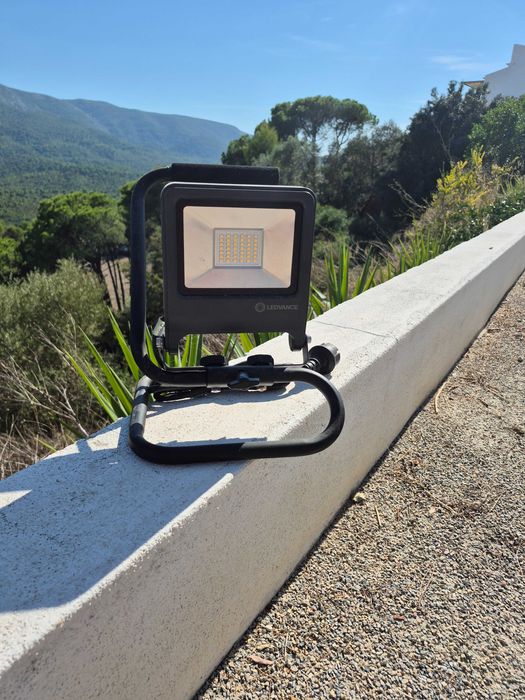 3 Projetores exteriores led Work IP65 1700LM 4000K cinzento NOVOS
