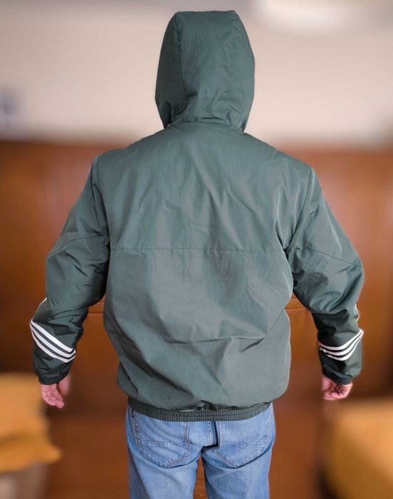 casaco verde adidas tamanho M