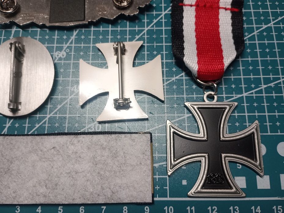 Значки в коллекцию