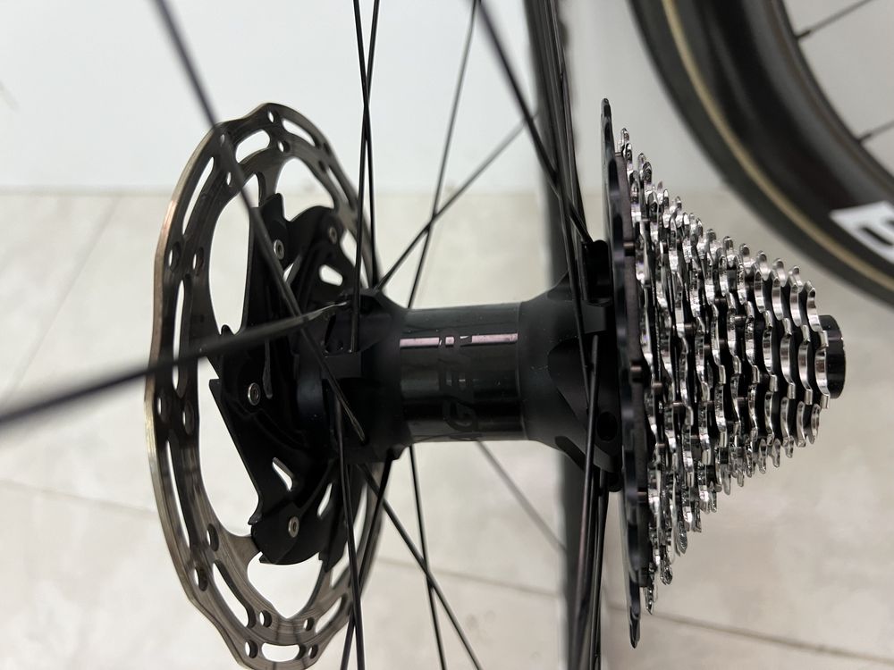 Rodas disco carbono Bontrager RSL 51 topo de gama