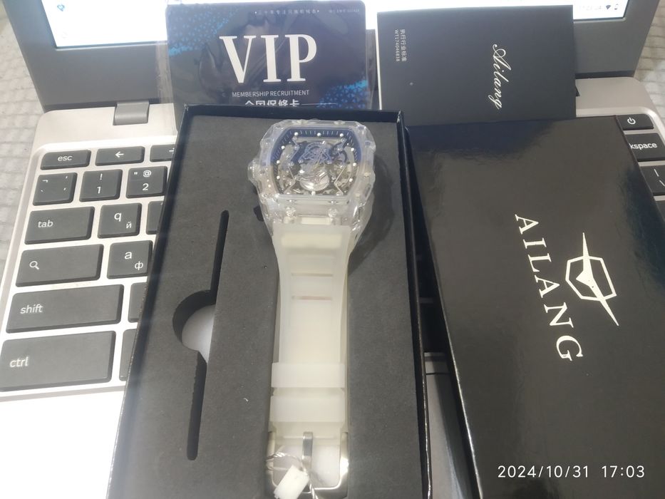 Механічний самозавідний годинник Ailang