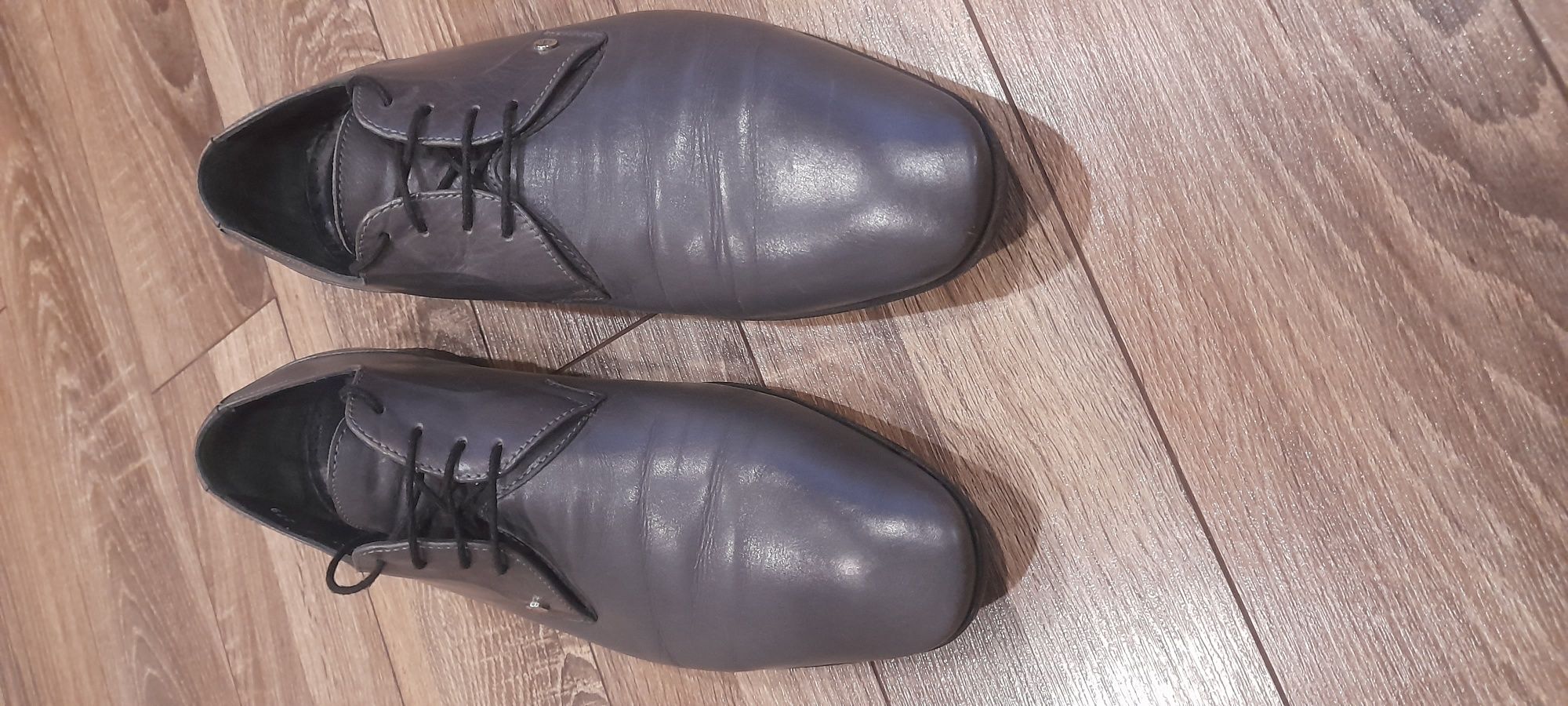 Чоловіче  взуття