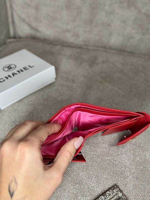 Маленький шкіряний гаманець червоний