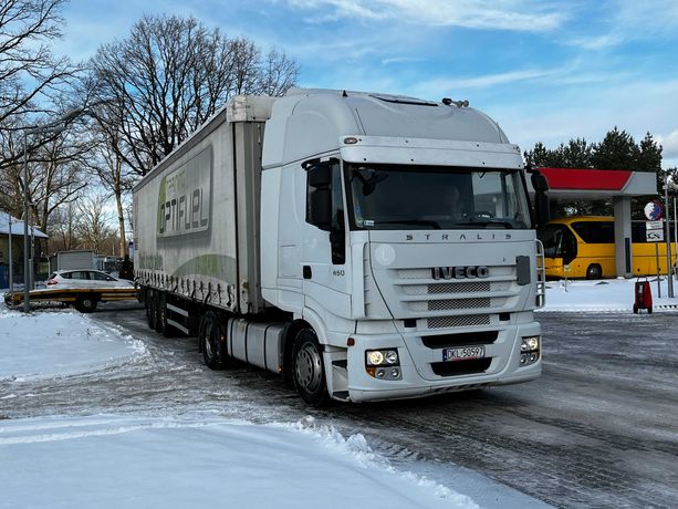 Iveco Stralis 2012 i naczepa zasław 2009