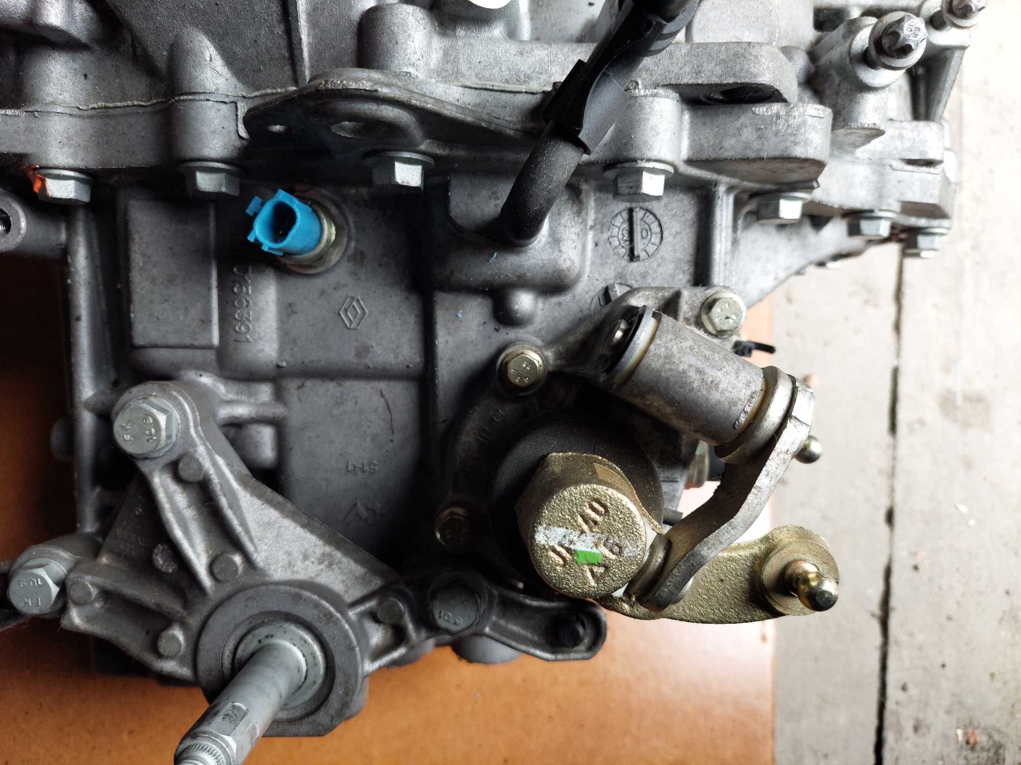 Продам коробку передач КПП ND0015 ND0 015 Рено F4R Renault