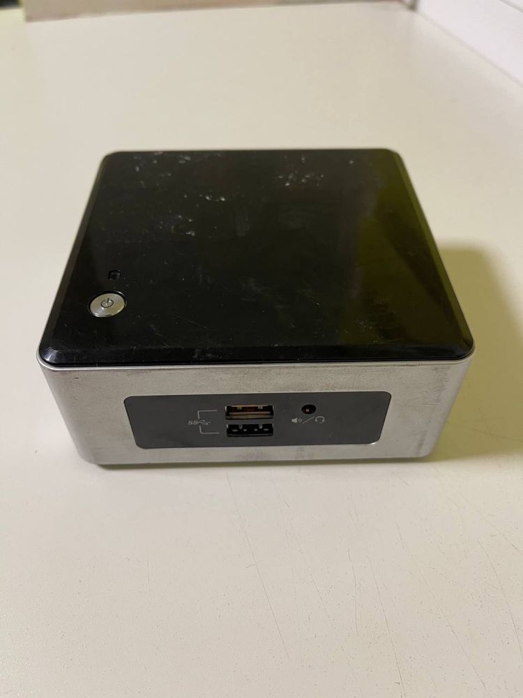 Міні ПК NUC5 + SSD 120 gb RAM 4gb у гарному стані, без блока живлення