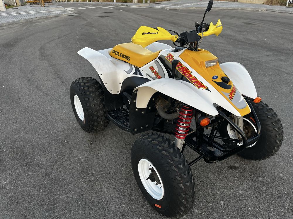 Moto 4 Polaris Trailblazer 250