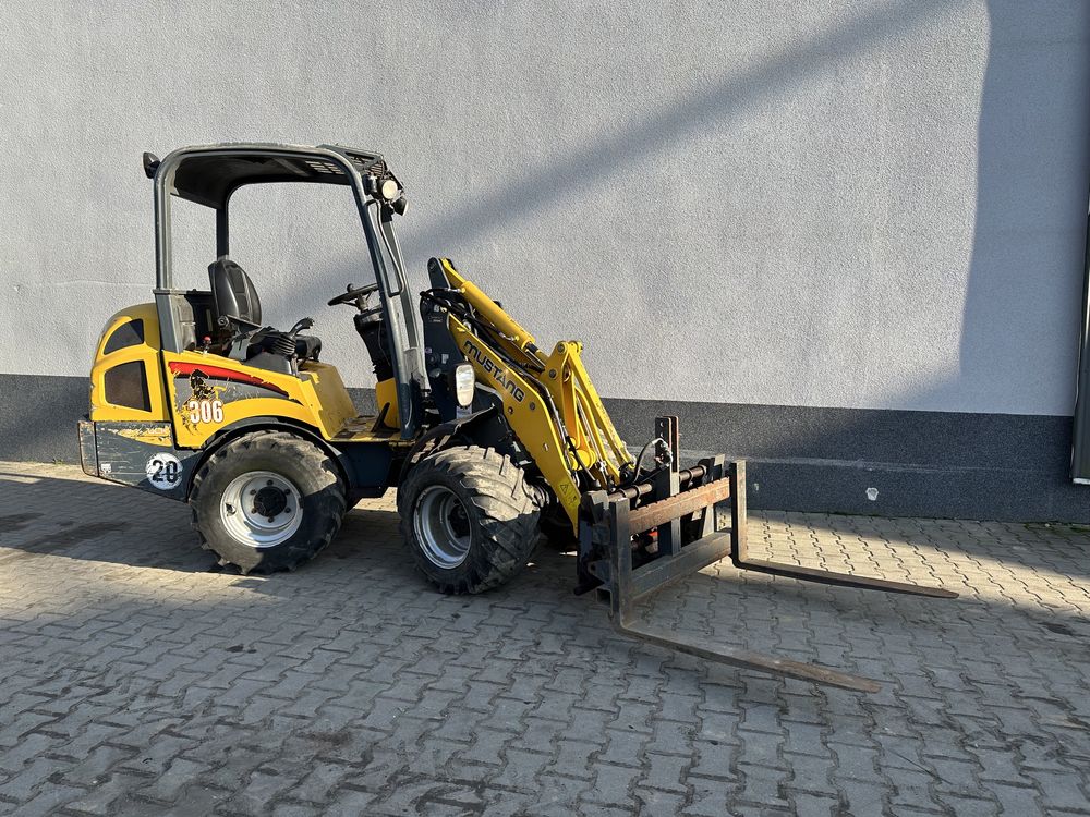 Ładowarka Mustang 306 yanmar 2012 r schaffer