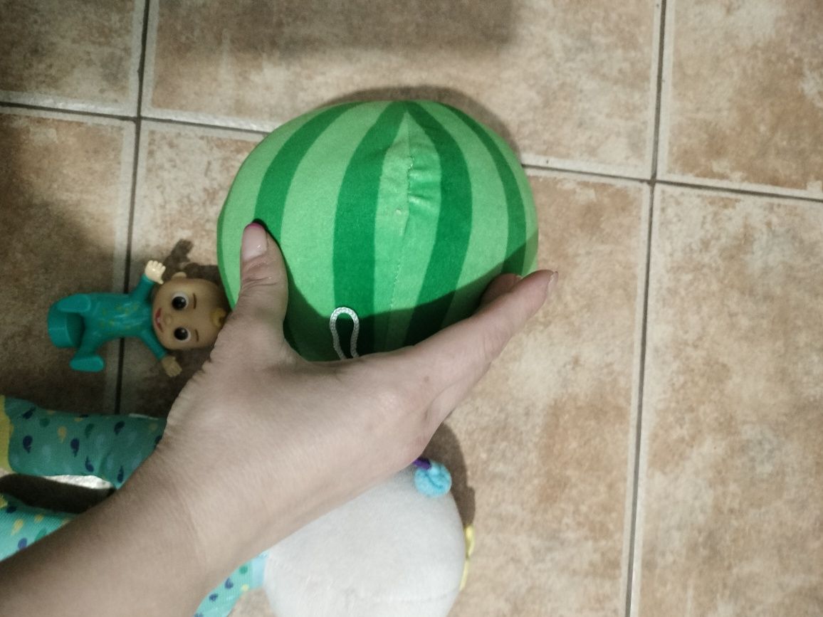 Cocomelon e bonecos JJ