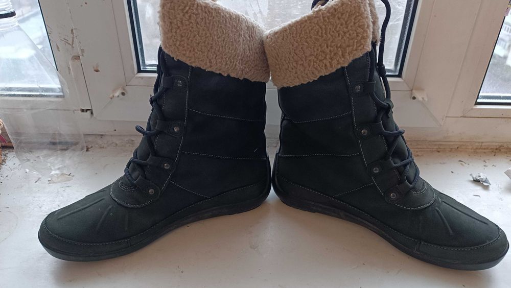 Водостійкі зимові термочеревики Clarks Gore-Tex.Оригінал.Р 38.5.24.5