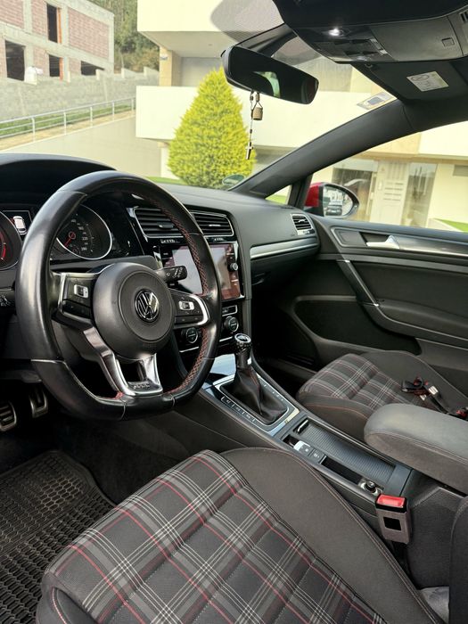 VW Golf 7.5 Gti 2.0 TSI